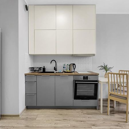 Wlochy Klinkierowa Comfort Apartment Warsaw Exterior photo